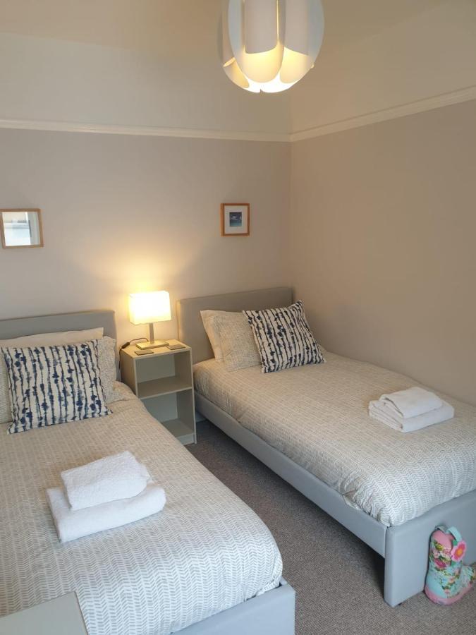 Sunset House - Whitby Townhouse Near The Sea Sleeps 8 Villa Buitenkant foto